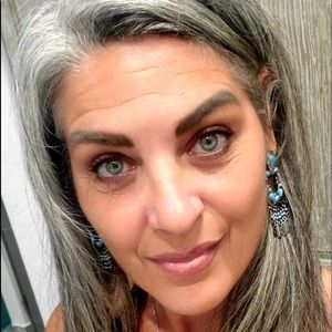 Meet your Posher, Ramona